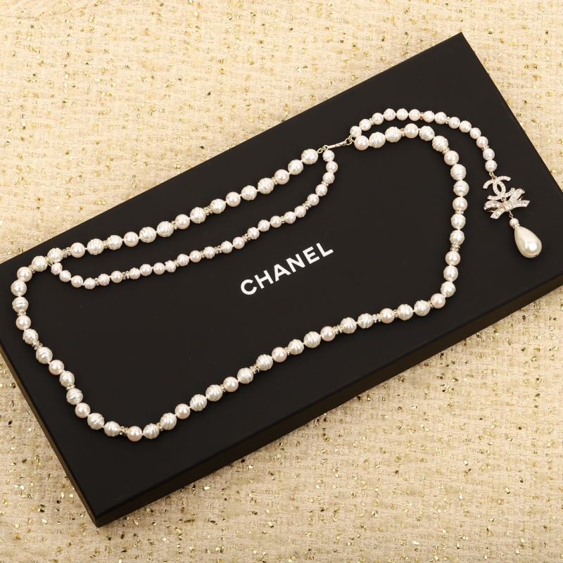 Ch**el waist chain